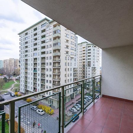 Bukowinska 12 Prywatne Mieszkanie 80M2 Z Dwiema Sypialniami I Balkonem 2X Bezplatne Miejsca Parkingowe Samodzielne Zameldowanie! Private Garage! Self Check-In System! Warsaw Exterior photo